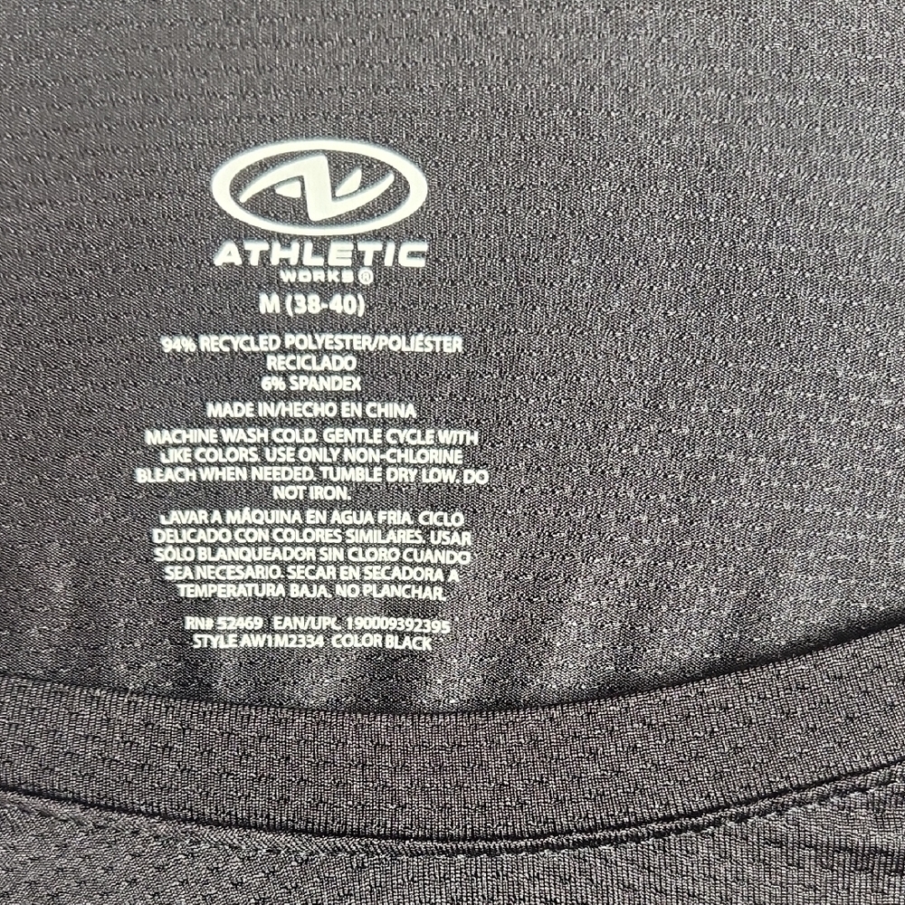 Athletic Works Black Short Sleeve Tee Soft Cotton Blend - Picture 2 of 4